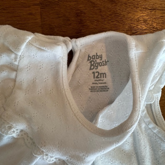 Bundle of 4 12 month onesies in great condition - Picture 2 of 11